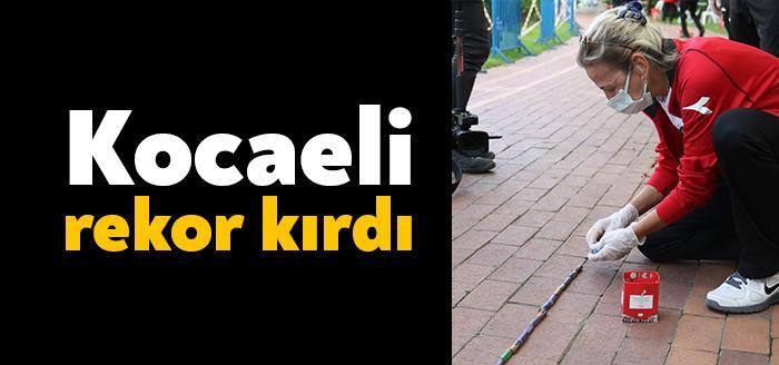 Atık pillerin çevreye verdiği zararlara dikkat çekmek için düzenlenen denemede
