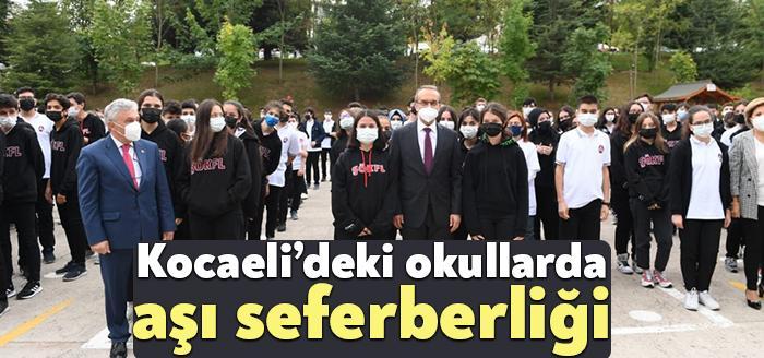 Kocaeli Valisi Seddar Yavuz öncülüğünde Kocaeli’deki okullarda aşı seferberliği başlatıldı.
