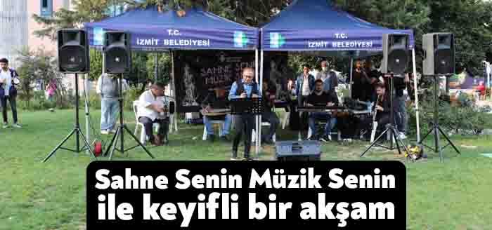 İzmit Belediyesinin yerel müzisyenleri desteklemek ve halkı müziğin ritmine ortak