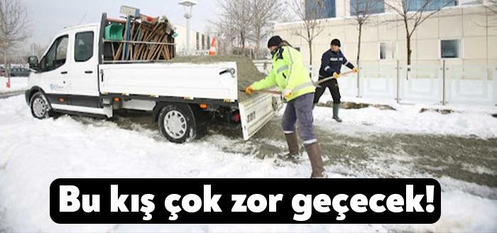 Kış aylarının zor şartlarda geçeceğini bilen Gebze Belediyesi yolların tuzlanması