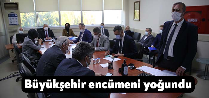 Kocaeli Haber - Kocaeli Büyükşehir Belediyesi encümen toplantısında İzmit’te bulunan