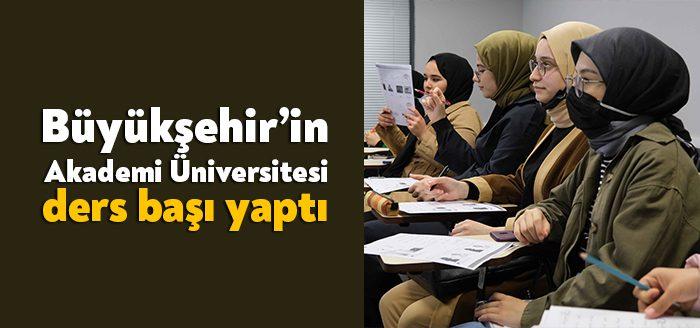 Kocaeli Haber - Büyükşehir’e bağlı Akademi Üniversite, öğrencilere akademik çalışmalardan