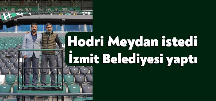 Bu akşam İstanbulspor’u ağırlayacak olan Kocaelispor’un efsane taraftarı maç hazırlıklarını
