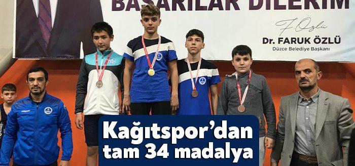 Kocaeli Haber - Kocaeli Büyükşehir Belediyesi Kağıtsporlu güreşçiler, Düzce’de düzenlenen