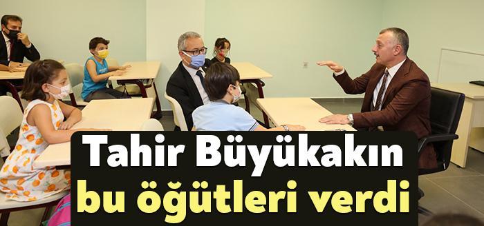 Kocaeli Haber- Kocaeli gençliğiyle kurduğu samimi diyaloglarla dikkat çeken Başkan