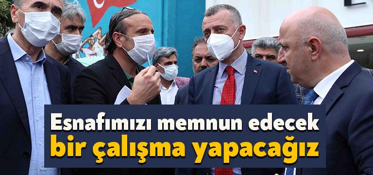 Kocaeli Haber-Başkan Büyükakın, Darıca İstasyon ve Atatürk Caddesi’ndeki esnafla bir