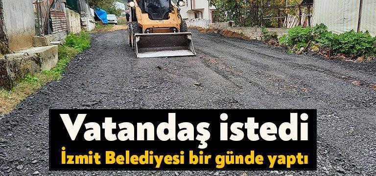Kocaeli Haber-Sosyal medya üzerinden yaptığı paylaşımla evlerinin önündeki yolun yağmurlarla