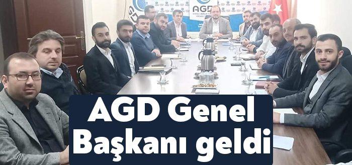 Anadolu Gençlik Derneği Genel Başkanı Salih Turhan ve Genel Başkan