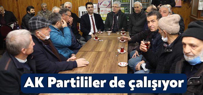 AK Parti Kocaeli İl Başkanı Mehmet Ellibeş, büyük bir coşku