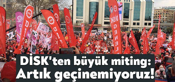 "Artık yeter geçinmek istiyoruz" diyen işçiler, Devrimci İşçi Sendikası Konfederasyonu'nun