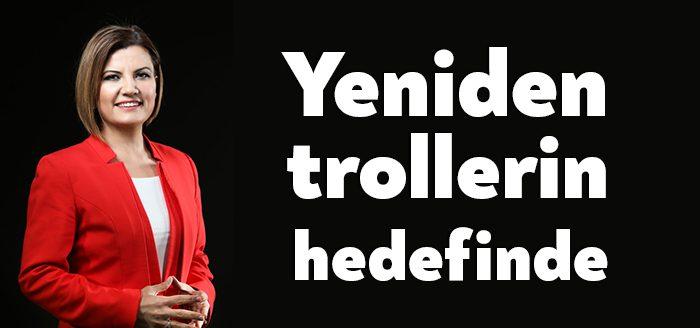 İzmit Belediye Başkanı Fatma Kaplan Hürriyet’in cami olmamasına rağmen girdiği