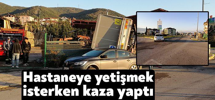 Kocaeli’de doktor kontrolü için hastaneye yetişmek isteyen otomobilin sürücüsü, kavşakta
