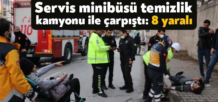Kocaeli’nin Körfez ilçesinde direksiyon hakimiyetini kaybeden servis minibüsü karşı şeride