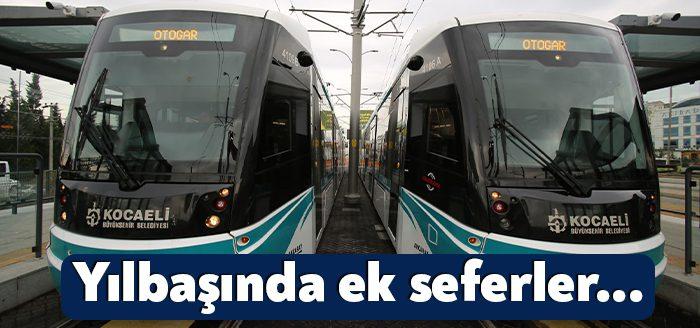 Büyükşehir, 2022 yılın ilk saatlerinde ek seferler yaparak vatandaşlara kolay