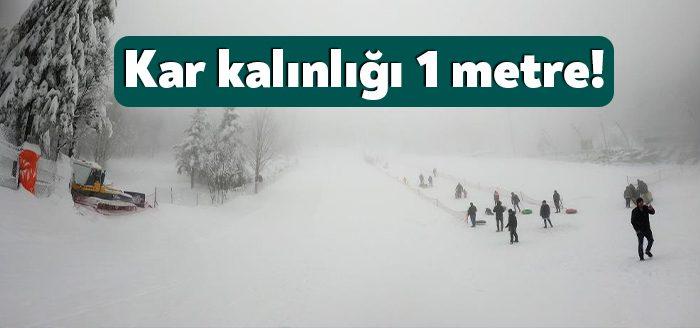 Türkiye’nin önemli kış turizmi merkezlerinden Kartepe'de kar kalınlığı 1 metreye