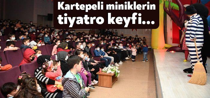 Kartepe Belediyesi’nin kültür-sanat etkinlikleri kapsamında sergilenen “Cesur Karınca Billy” çocuk