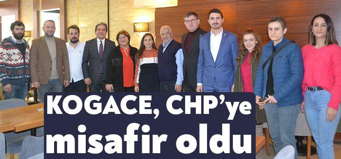 CHP İl Yönetimi, 35’inci yılını dolduran Kocaeli Gazeteciler Cemiyeti Yönetim