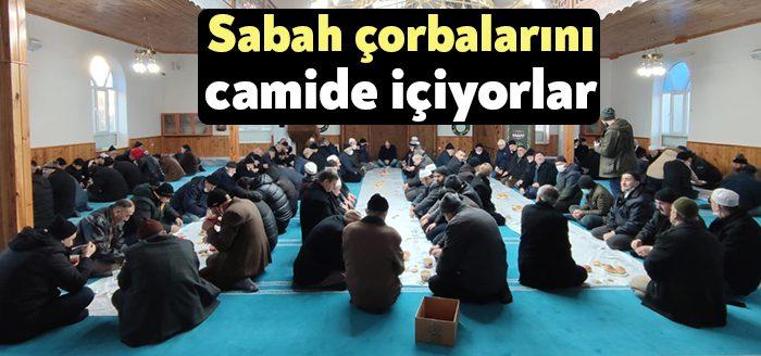 Derince’de pazar günleri gerçekleşen sabah namazı buluşmalarına Çenedağ Mahallesi’nde bulunan