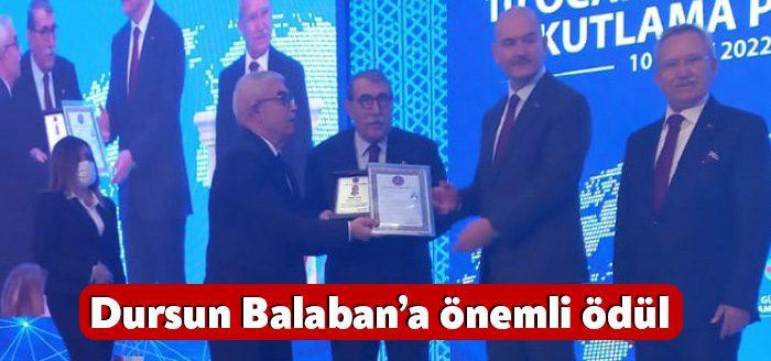 Kocaeli Vali Yardımcısı Dursun Balaban, üstün hizmet ödülü aldı.