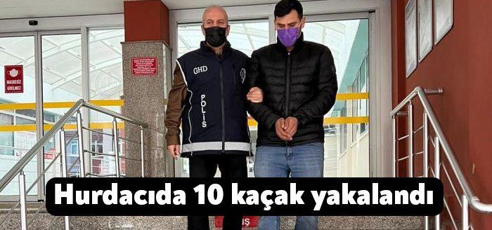 Kocaeli'nin Kartepe ilçesinde bir hurda dükkanında polis ekiplerince yapılan arama
