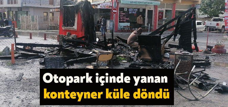 Kocaeli’de bir otopark içerisinde bulunan konteyner alevlere teslim oldu. Yangını