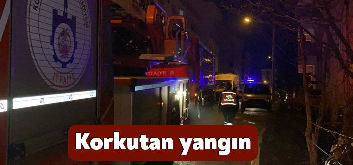 Kocaeli’nin Gebze ilçesinde bir binanın giriş katında çıkan yangın itfaiye