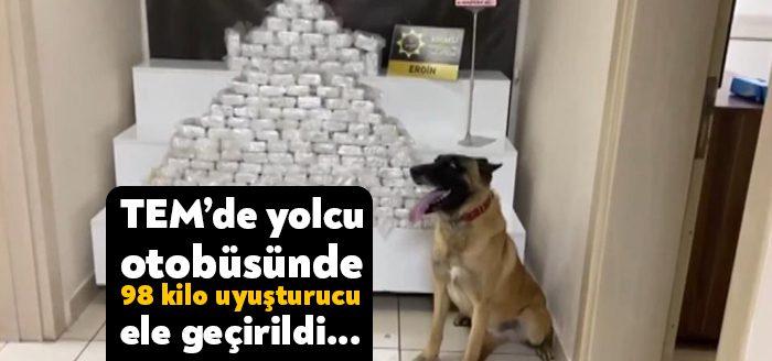 Kocaeli’de, TEM Otoyolu üzerinde durdurulan yolcu otobüsünde 98 kilo 400