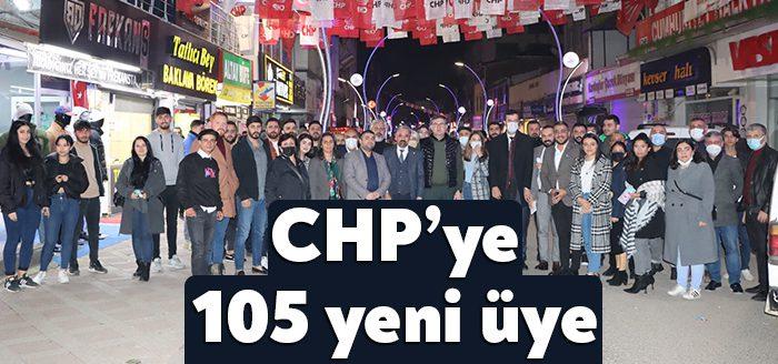 CHP Kocaeli ailesine Derince’den katılan 105 yeni genç üye ile