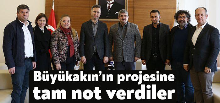Büyükşehir Belediyesi’nin İzmit Milli İrade Meydanı’nda hayata geçireceği proje uygulaması,