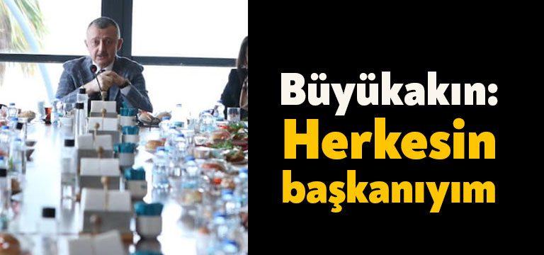 Kocaeli Büyükşehir Belediye Başkanı Doç. Dr. Tahir Büyükakın, bir kez