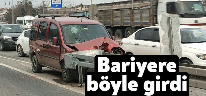 Kocaeli’nin Gebze ilçesinde D-100 Karayolu yan yol üzerinde seyir halinde