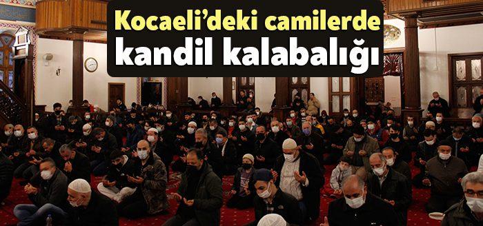 Miraç Kandili’nde Kocaelili vatandaşlar camilere akın etti. Birçok camide mevlitler