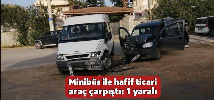 Kocaeli’nin Darıca ilçesinde minibüs ile hafif ticari aracın çarpışması neticesinde
