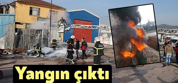  Kocaeli'nin Derince ilçesinde plastik atıkların stoklandığı hurdalık alanda yangın çıktı.