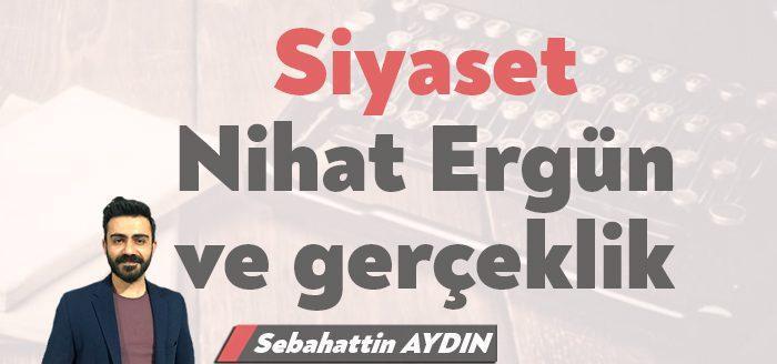 Siyaset çok farklı bir mecra. Bu mecrada kendiniz olabilmek olanaksız