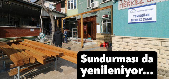Yangında gördüğü hasarın ardından Büyükşehir tarafından tadilatı tamamlanıp ibadete açılan