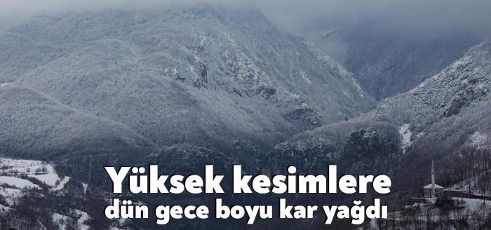 Kocaeli’nin yüksek kesimlerine gece boyu kar yağdı. Günün ilk ışıkları