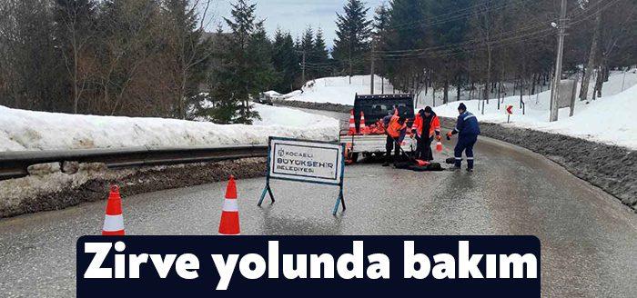 Yoğun kar yağışı sonrası bozulmaların meydana geldiği Kartepe zirve yolu