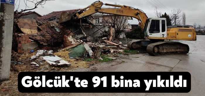 Gölcük ilçesinde metruk ya da orta hasarlı olup güçlendirmesi ve