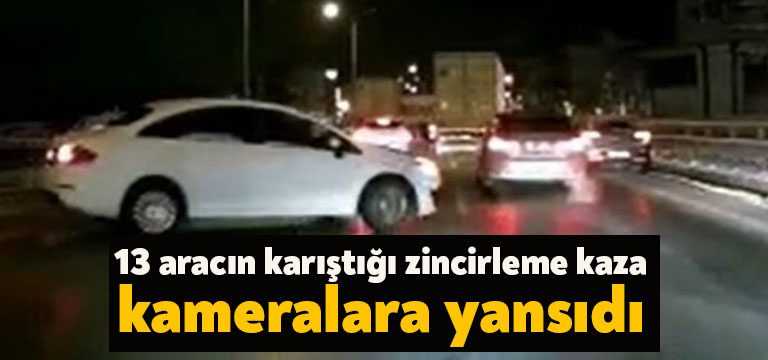 Kocaeli’nin Körfez ilçesinde kar sebebiyle buzlanan yolda kayan 13 araç