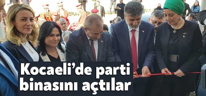 Kocaeli'de yoğun bir tempoyla teşkilatlanma çalışmalarını sürdüren Milli Yol Partisi,