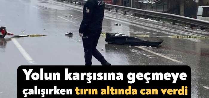 Kocaeli'de yaptıkları kazanın ardından araçtan inerek yolun karşısına geçmeye çalışan