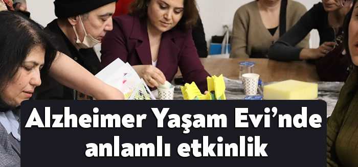 Alzheimer Yaşam Evi’nde anlamlı etkinlik İzmit Belediyesi üst yönetimi ve