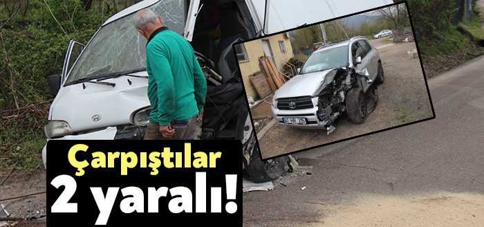 Kocaeli'de cip ile panelvanın çarpışması neticesinde meydana gelen kazada sıkışan