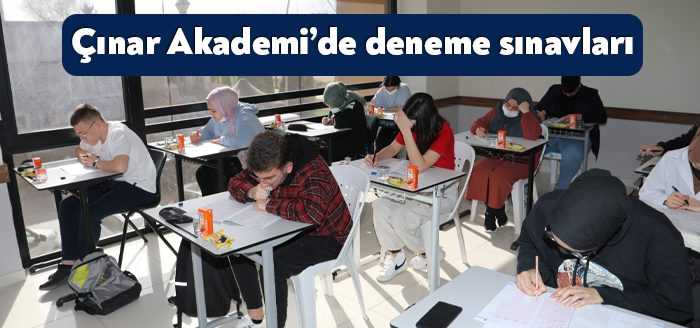 İzmit Belediyesi tarafından LGS ve YKS’ye ücretsiz hazırlık kurslarının verileceği