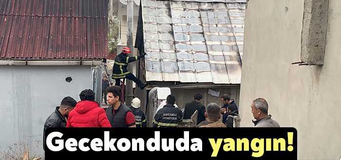 Kocaeli’nin Gebze ilçesinde bir gecekonduda çıkan yangın, itfaiye ekiplerinin çalışmalarının