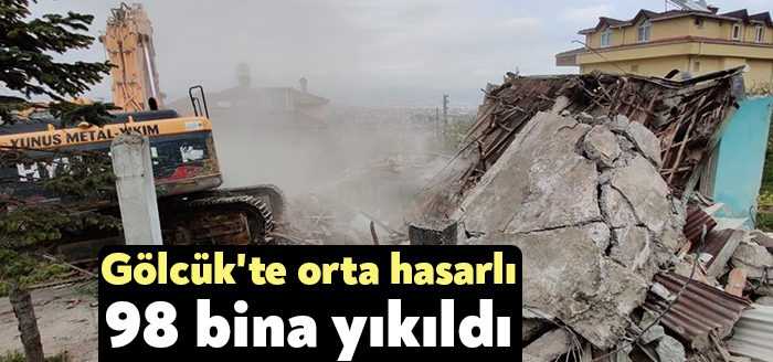 Gölcük genelinde onarım ve güçlendirmesi yapılmayan orta hasarlı binalar ile