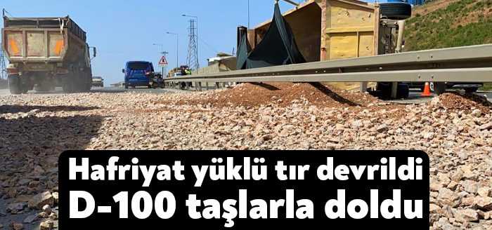 Kocaeli’nin Gebze ilçesinde sürücüsünün direksiyon hakimiyetini kaybettiği hafriyat yüklü tır