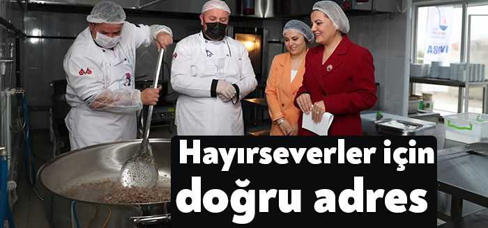 İzmit Belediye Başkanı Av. Fatma Kaplan Hürriyet, hizmete açılan Aşevi’ni