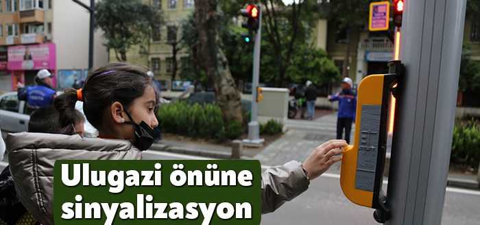 Kocaeli Büyükşehir Belediyesi, Cumhuriyet Bulvarı Ulugazi İlköğretim Okulu önüne öğrenci